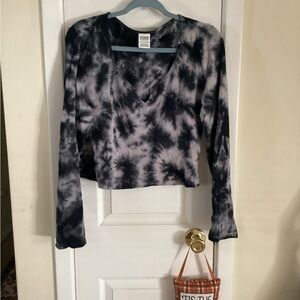 PINK Victoria's Secret Black and Gray crop Tie-Dye thermal top *SOLD*